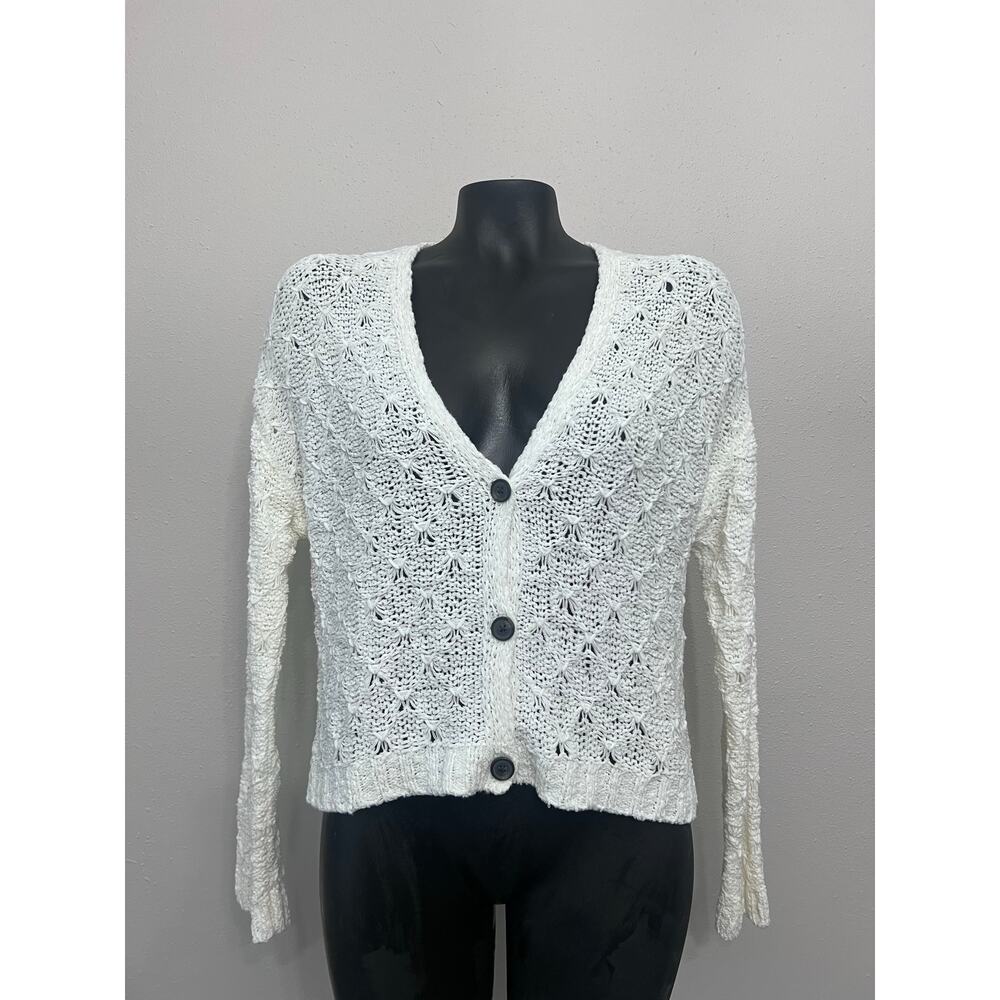 American Eagle Sweater Sz M V-Neck ButtonDown‎ Open Weave White Cotton Acadamia